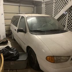 1996 Wind star 138,000 Miles