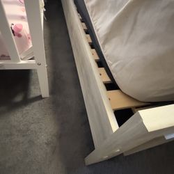 Bed Fram King Size 