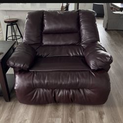 Lazy Boy Recliner Fits 2 People 