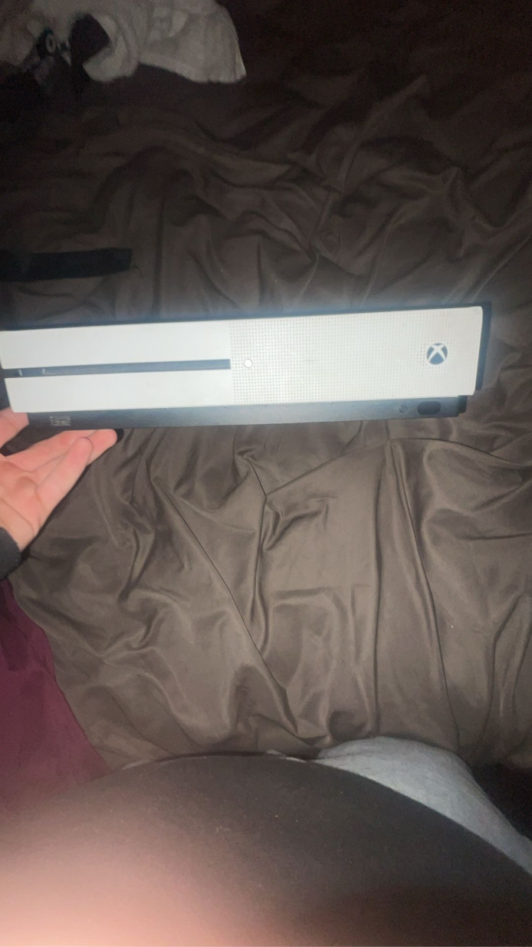 Xbox One S