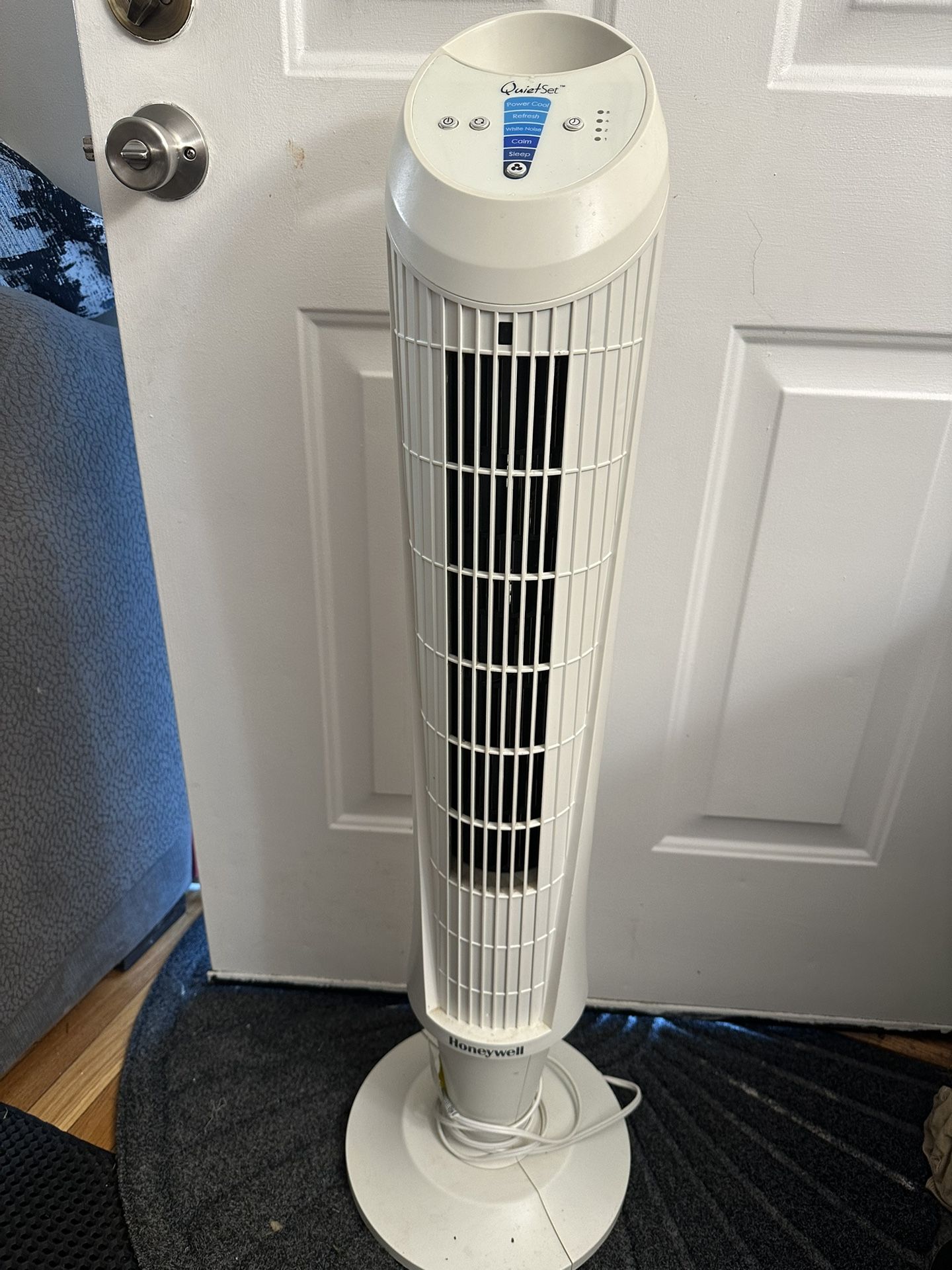 Like New Quite Set Tower Fan