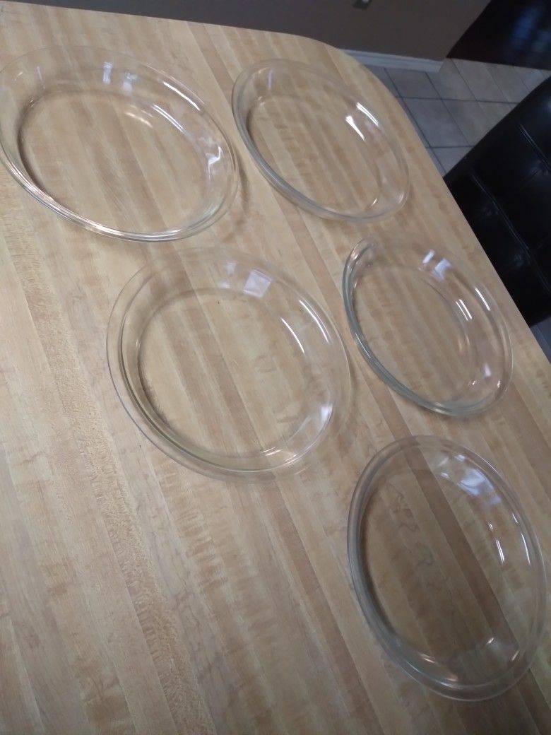 Vintage Pyrex Pie Plates Set Of 5