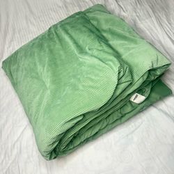 🌿 full sage green comforter/blanket 🌿