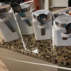 4 Ceramic Canisters