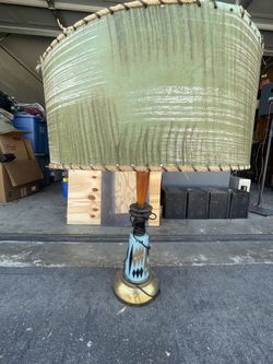 Vintage Mid Century Modern Lamp
