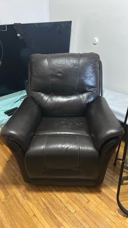 Brown leather chair/ electric recliner