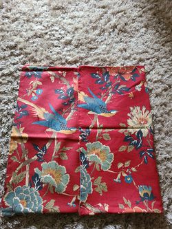 Beautiful vintage set of pillow cases