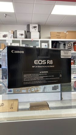 Canon R8 Kit w/ 24-50mm