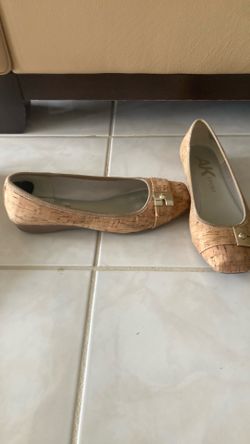Women’s shoe