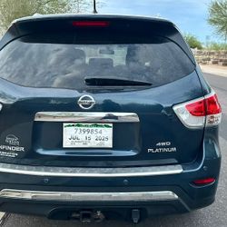 Super Clean 2015 Nissan Pathfinder