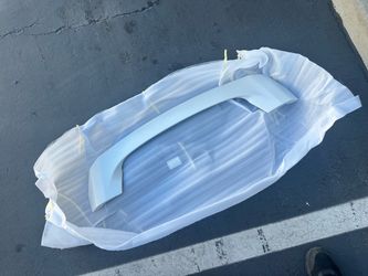 2017–2021 Honda Civic Hatchback OEM Roof Spoiler – Platinum White Pearl