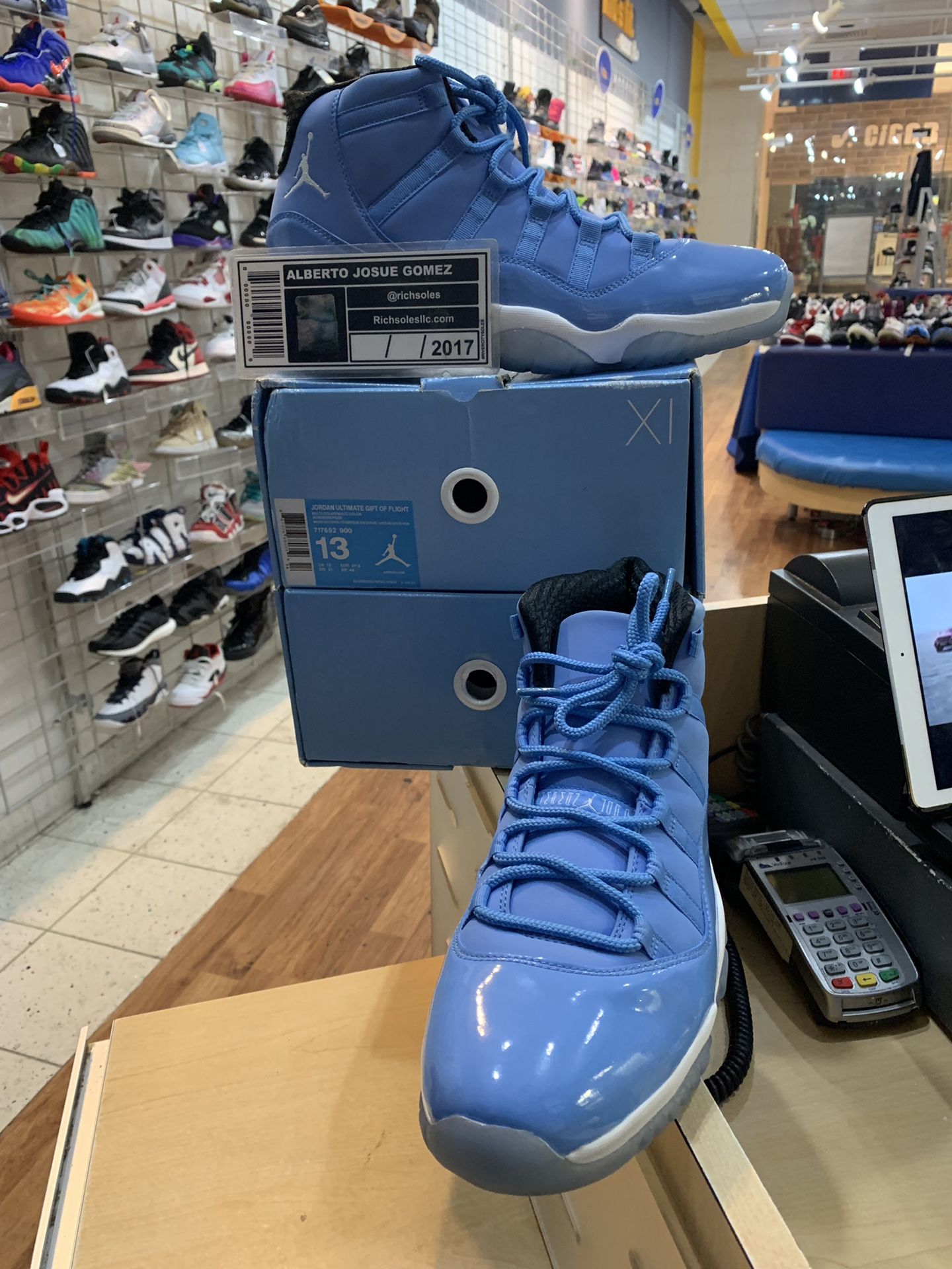 Brand New Air Jordan 11 Pantone Size 13