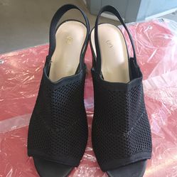 Women's heels Size 7W