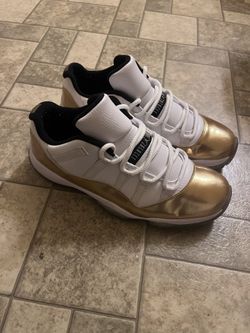 Jordan 11 Low “Closing Ceremony “