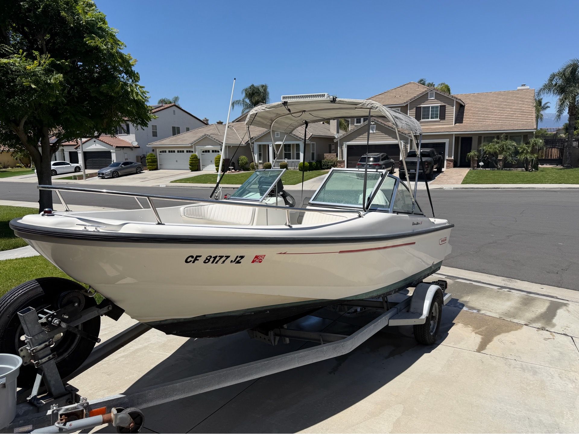1995 Boston Whaler Dauntless 17’