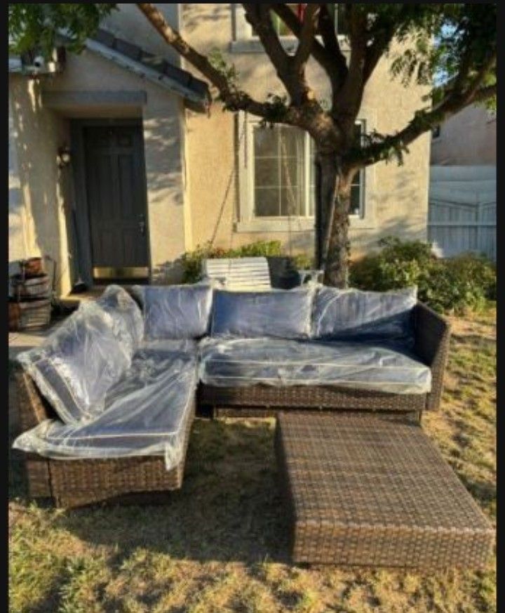 Beautiful High Quality Patio Furniture Set Brand New Patio Outdoor Furniture Costco Quality Sunbrella Quality Extra Thick Cushions Brand New