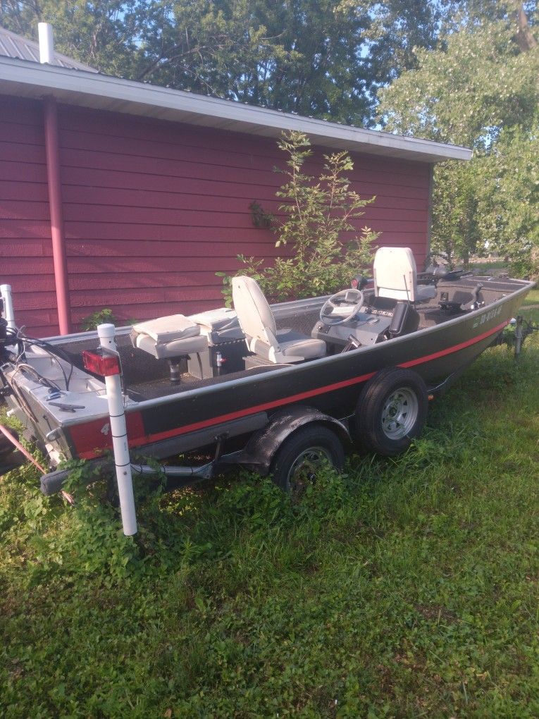 16 Ft Bass Tracker  2,000.00 Obo.