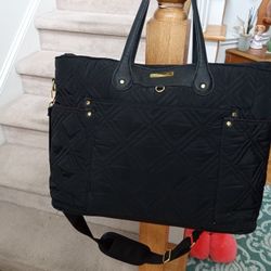 Adrian V Large Traveling Bag