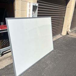 60x40 White Board Perfect For Sign Or Use As White Board 