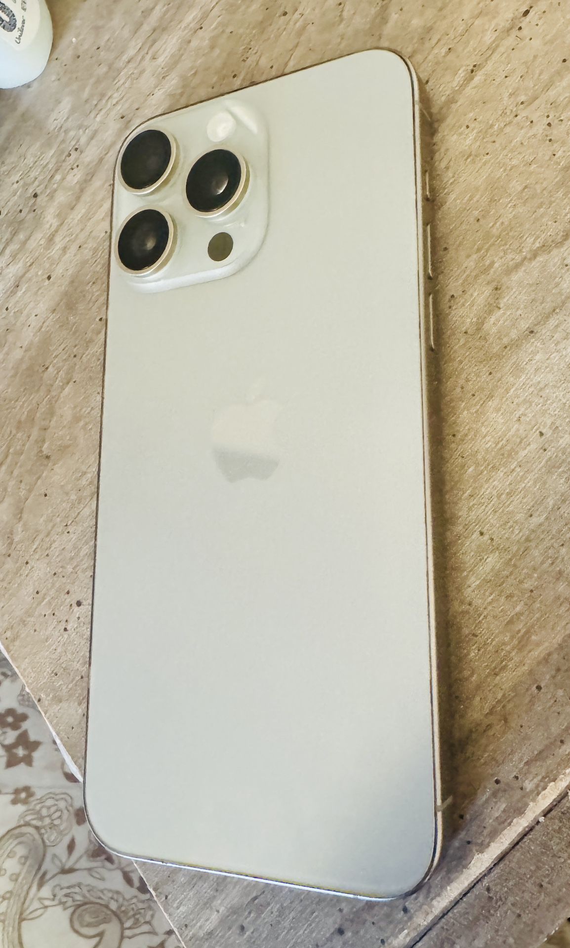 iPhone 15 Promax UNLOCKED