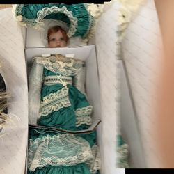 Shannon Rose Porcelain Doll by Rustie The Danbury Mint