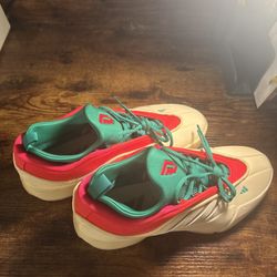 adidas Dame 9 “Egg Nog” Size Men’s 9.5 Brand New/Never Worn, No Box