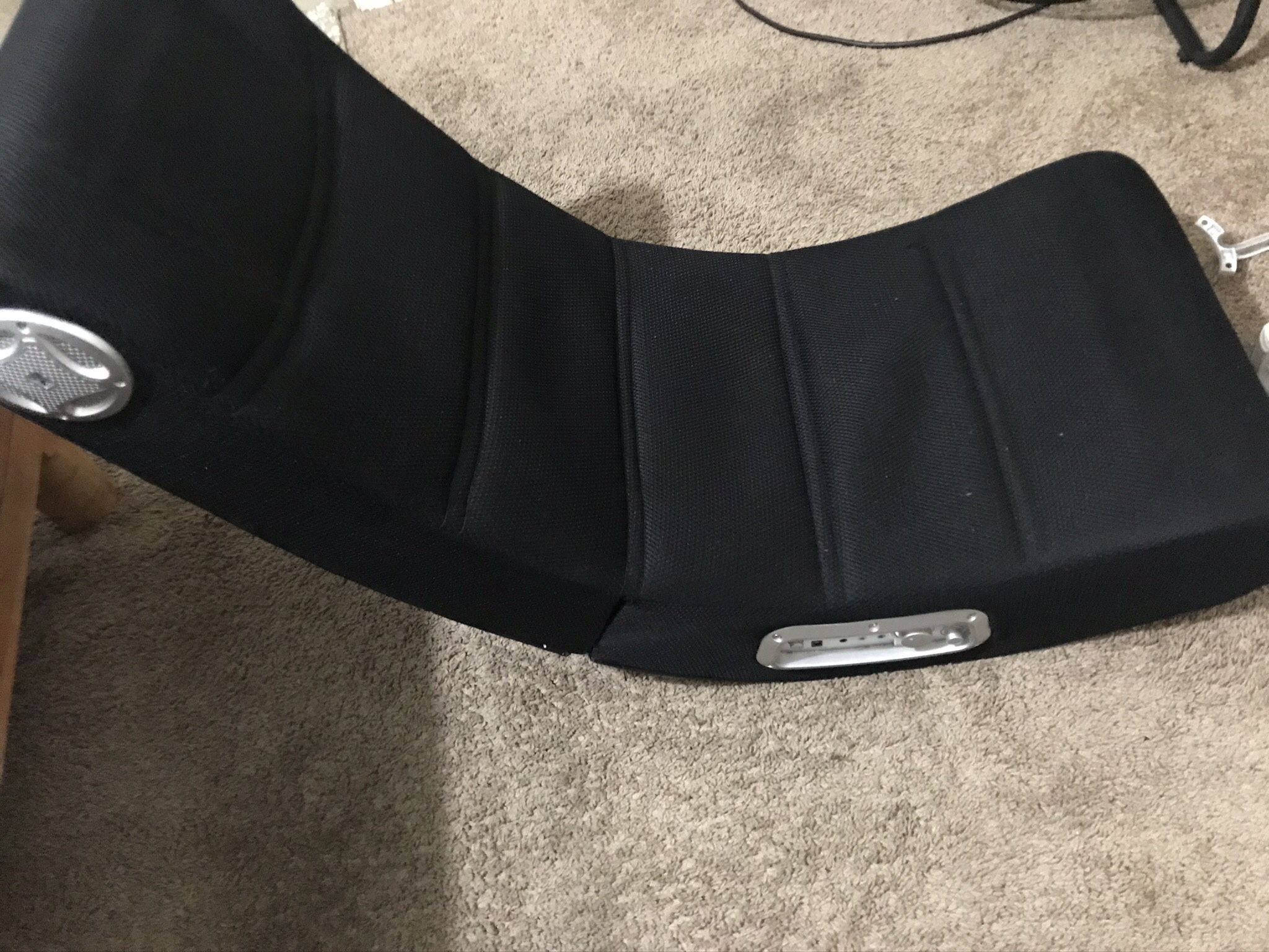 Foldable Gaming Chair With Speakers