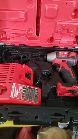 Milwaukee impac and charger no battery