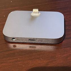 Apple charging stand 