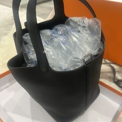 BRAND NEW! HERMES PICOTIN 18