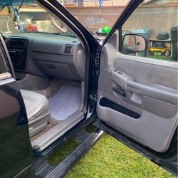 2002 Ford Explorer