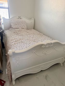 Bed Disney Princess white full , cama blanca Disney full