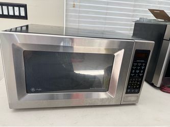 GE Profile Stainless Steel Countertop 1.8 CU FT 1100 watt Microwave