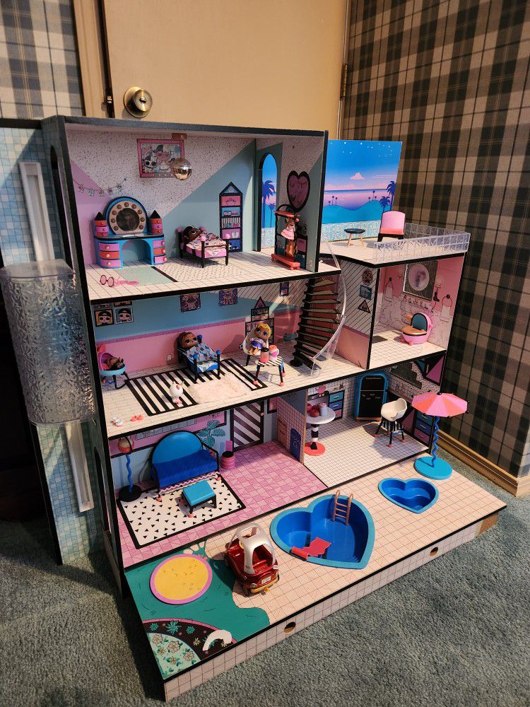 LOL Surprise Wooden Doll House With Accessories 