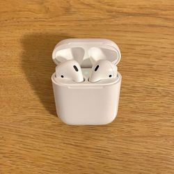 AirPods (2nd gen)