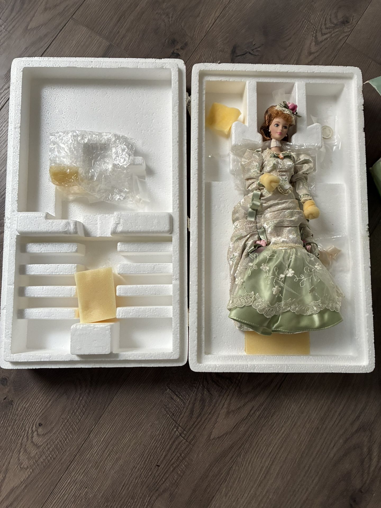 Mint memories, Barbie