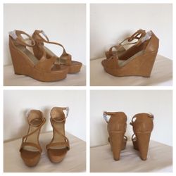 Faux leather platform wedge size 7