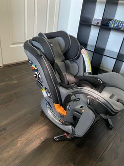 Chicco Fit4 Convertible Car Seat