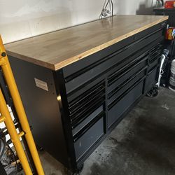 Tool Chest Husky  61” Heavy Duty 15 Drawers Solid Wood Top