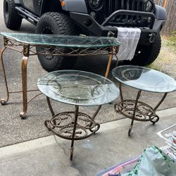 Set Of 3 Tables With Glass Tops 