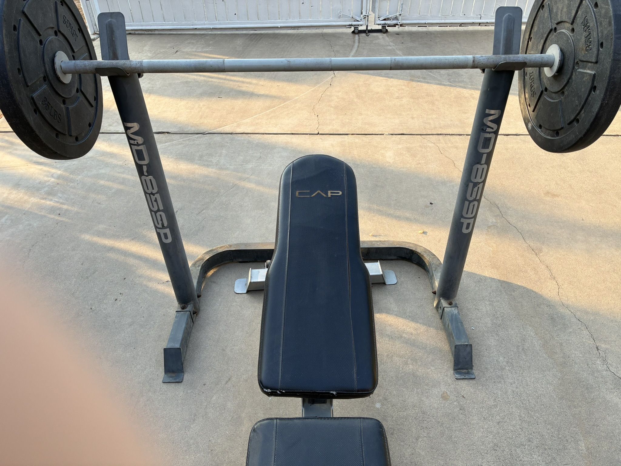 Weight Bench Bar And Rack 300lbs Plates