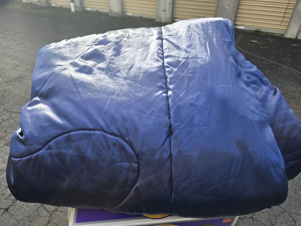 Comforter- Blue Silky