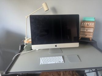iMac 5K 27” i7 4.0GHz (Late 2014) with Bluetooth Keyboard and Trackpad