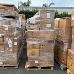 Pallets of Mixed Merchandise for sales