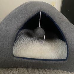 Cat/ Dog Bed