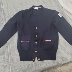 Moncler Sweater Excellent Condition 