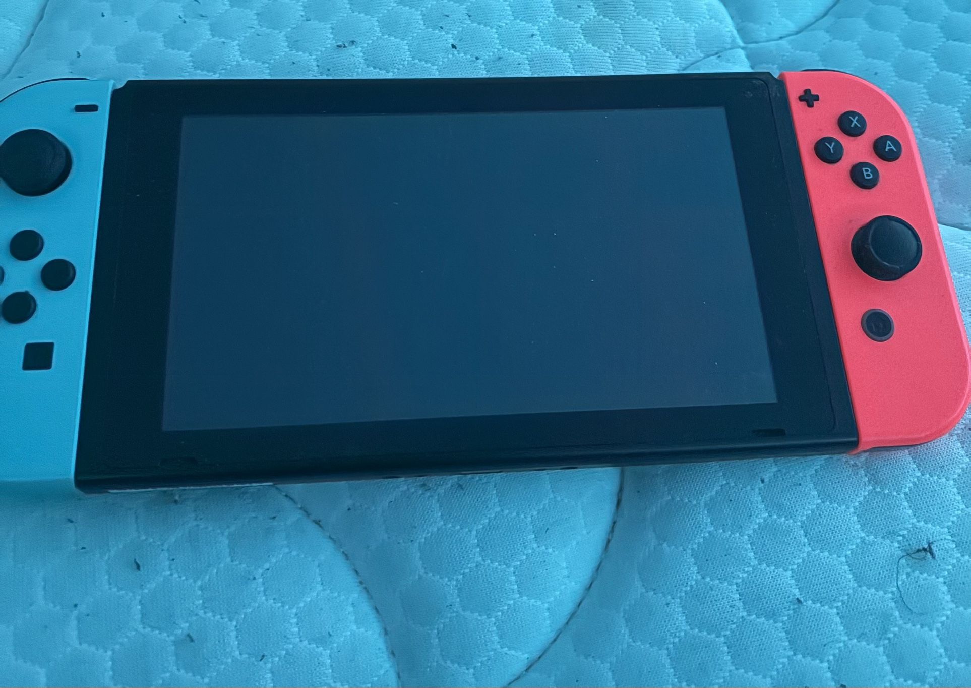 Nintendo Switch (no dock)