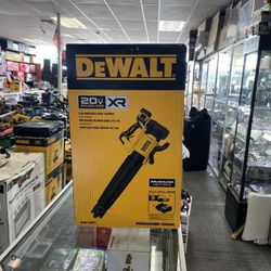 Dewalt discount blower cfm