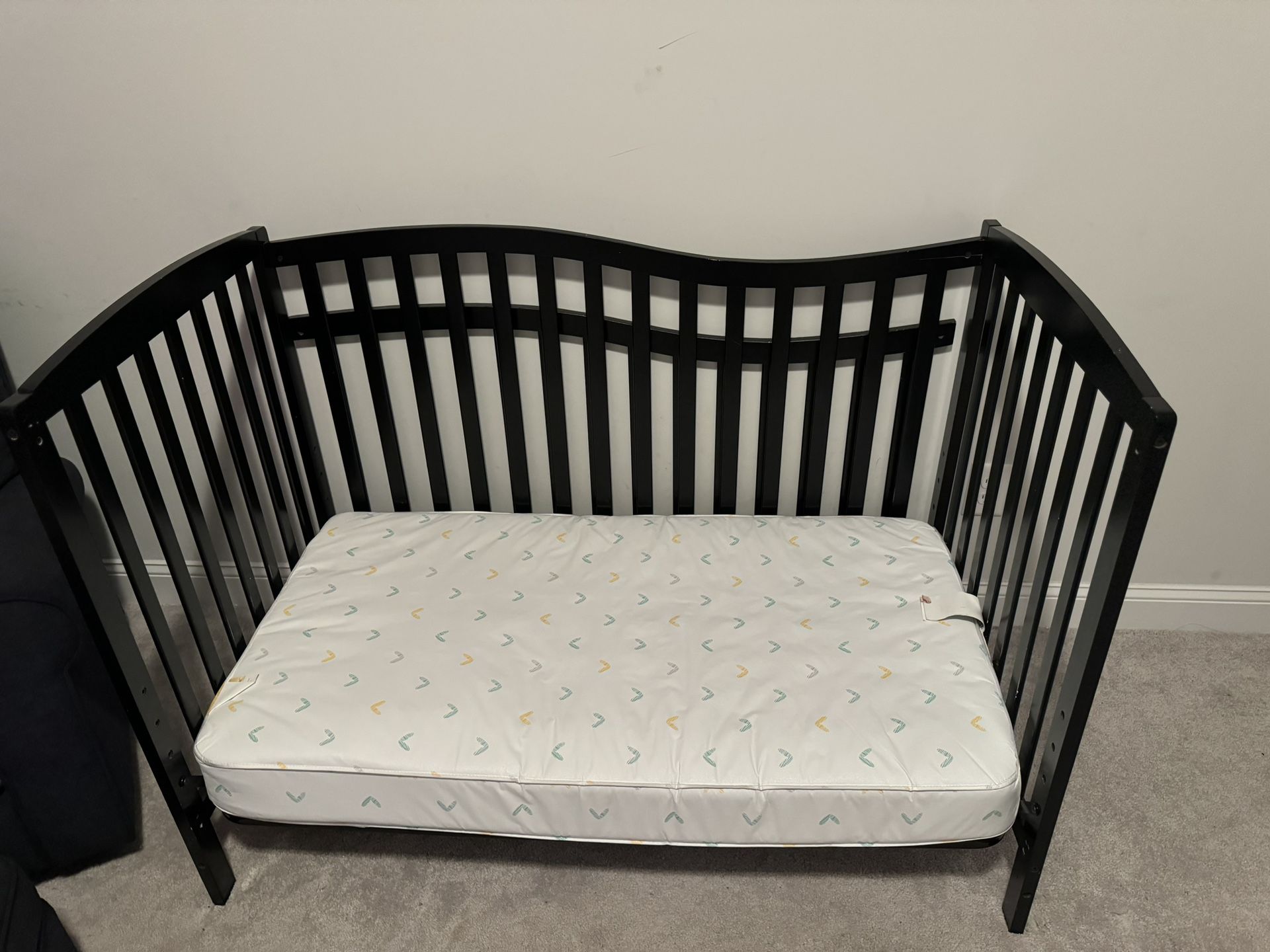 Black Baby Crib With Mattress