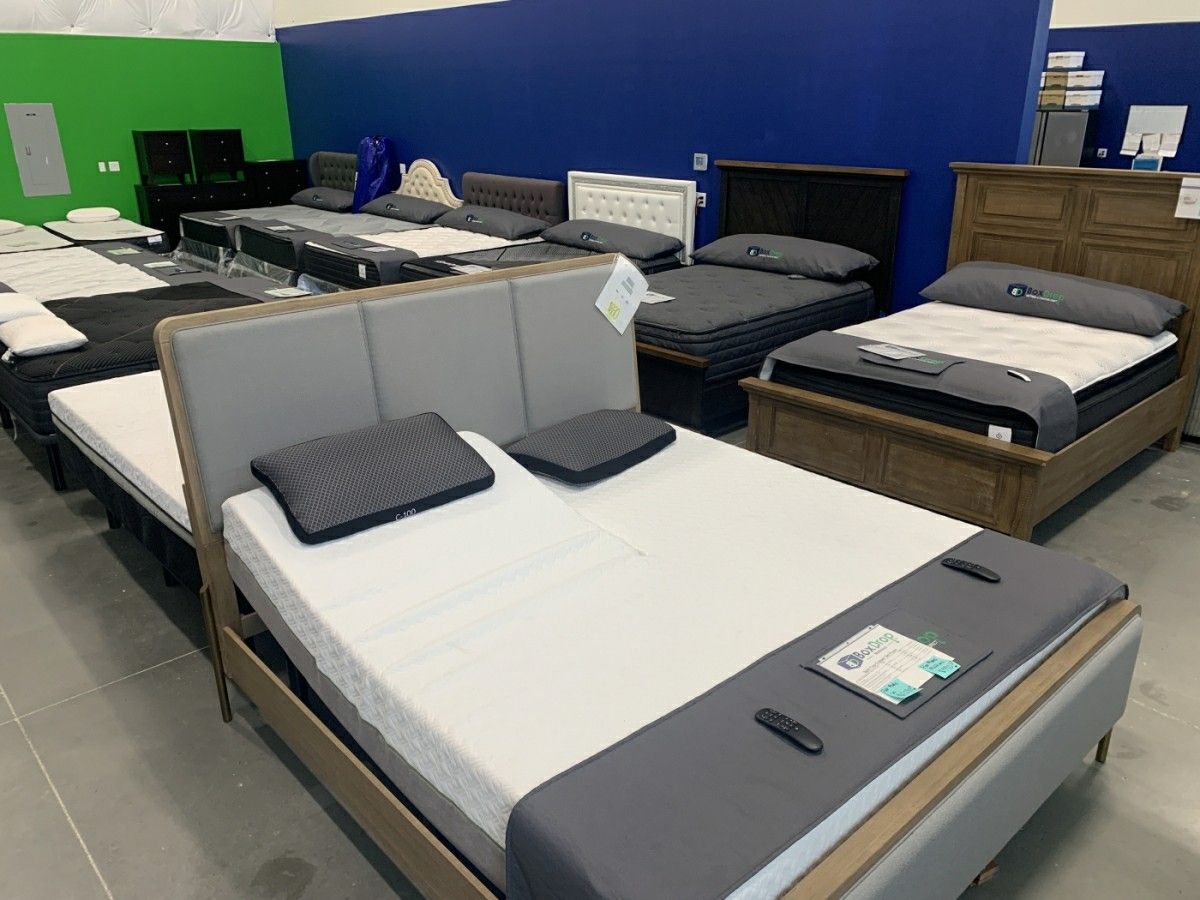 Elevate Your Comfort - Adjustable Beds on Clearance, Limited Time!